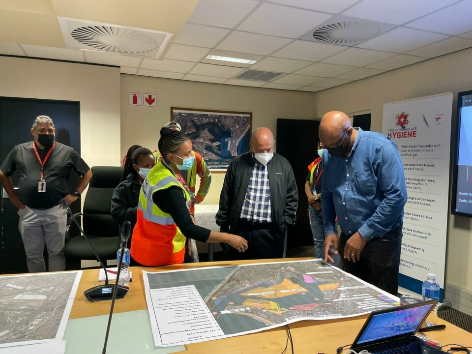Minister Pravin Gordhan and Transnet GCE Portia Derby assessing the extent of flood damage in and around the Port of Durban (pic courtesy Transnet Transnet assesing damage