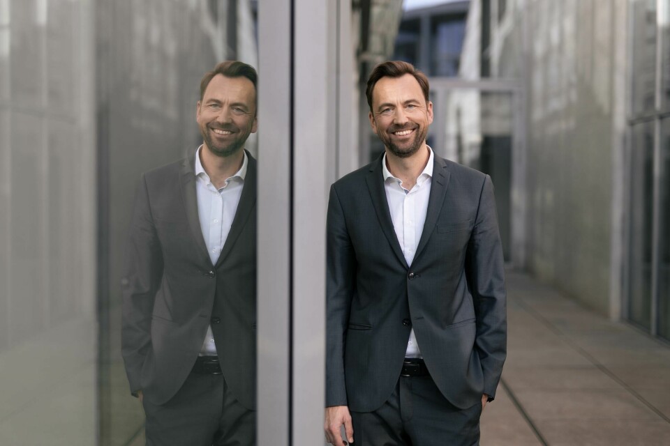 How Group Logistics is overcoming crises and shaping Volkswagen's future supply chain Simon Motter, VW Group Logistics