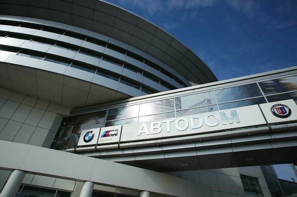 In early February, Putin approved the sale of Mercedes-Benz’s local financial services division to the company’s former car dealer Avtodom avtodom_building