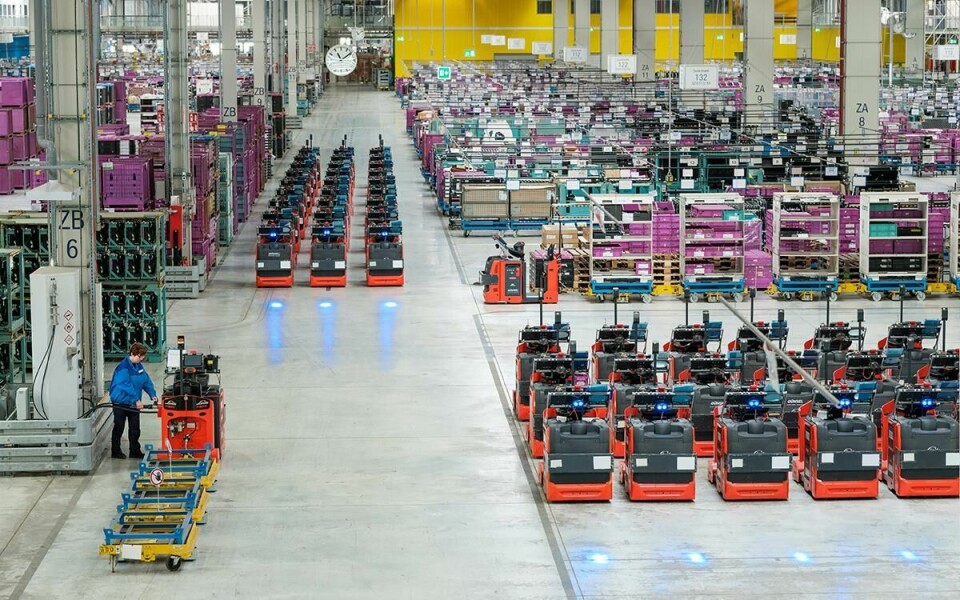 A sustainable supply chain inbound and out at BMW In_plant_logistics_vehicle_fleet_charge