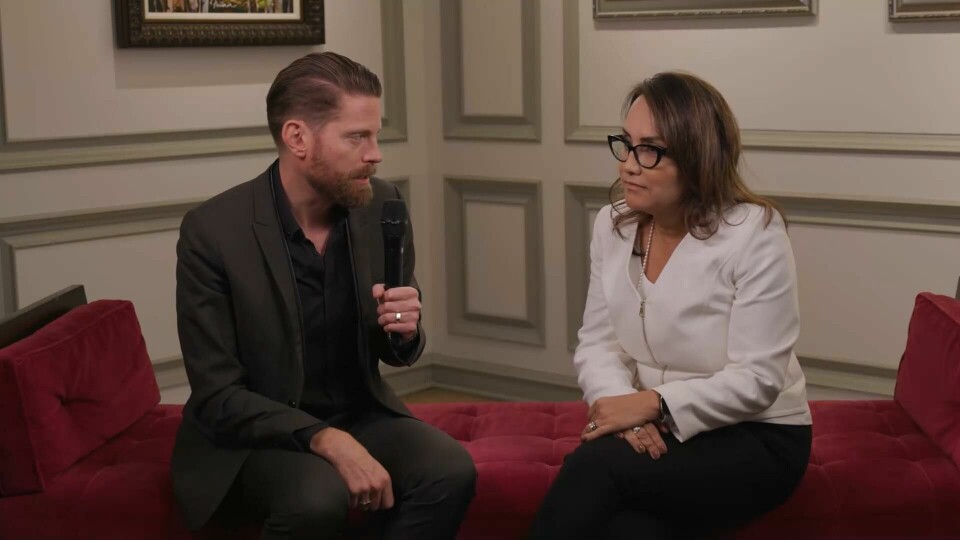 Red Sofa Interview | Mercedes Figueroa, Stellantis, on AI and digitalisation in logistics Alison Jones, senior vice-president of global circular economy at Stellantis at the Automotive Aftermarket Products Expo in Last Vegas.