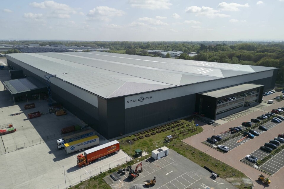 The new Stellantis PDC is sited adjacent to the Ellesmere Port assembly plant Stellantis PDC UK exterior