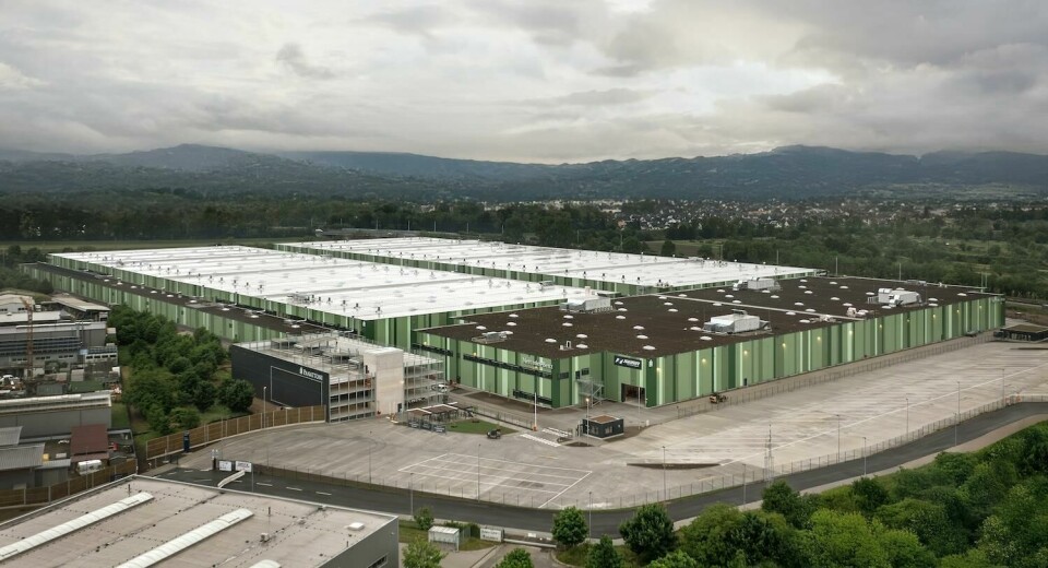 The 130,000 sq.m ICC in Bischweier is built on a brownfield site in Bischweier and uses recycled material from the previous facility Merc Benz ICC Bischweier_aerial view_031