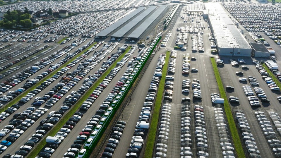 Hödlmayr’s facilities in Schwertberg, Austria have storage for approximately 14,000 vehicles and intermodal links to road, rail and sea Hödlmayr compound Schwertberg (c) Hödlmayr (1)