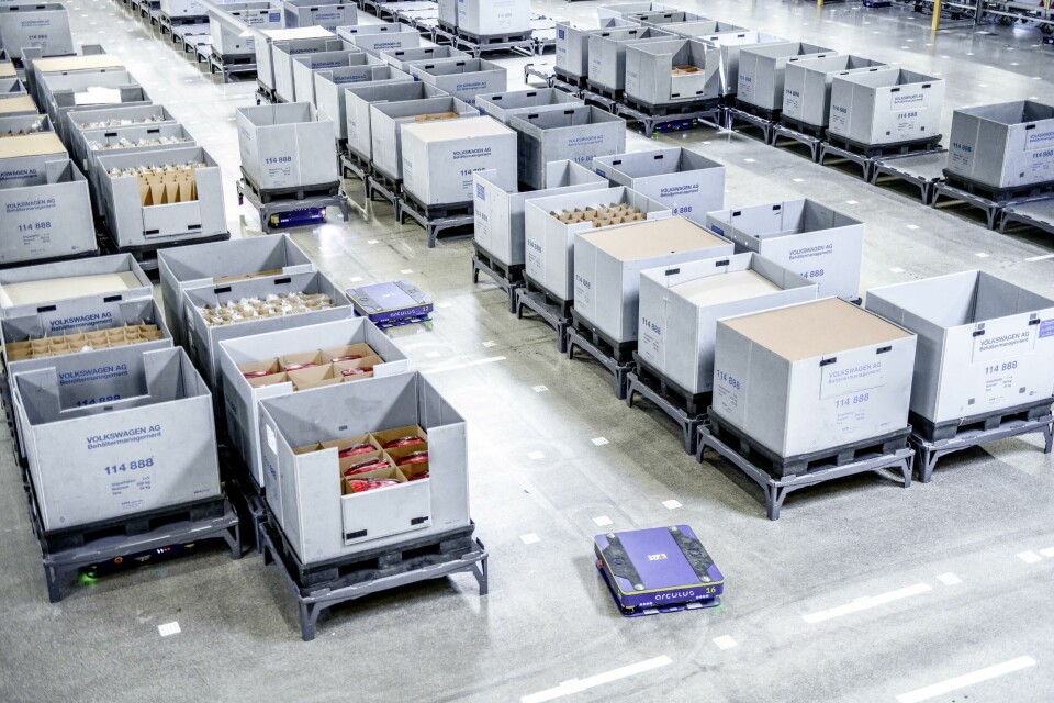 Making complexity more visible in logistics and beyondHigh parts numbers require more supermarkets for kitting and sequencing, such as at Audi’s plant in Ingolstadt (pictured), which the supply chain team wants to reduce for future models AGVs at a parts supermarket at Audi's plant in Ingolstadt