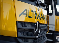 From family heritage to future-oriented vehicle logistics