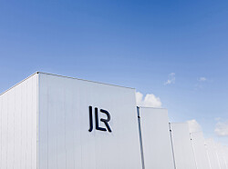 JLR restarts manufacturing operations and announces financing scheme for suppliers